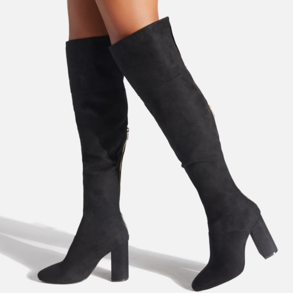ShoeDazzle Knee High boots size 8